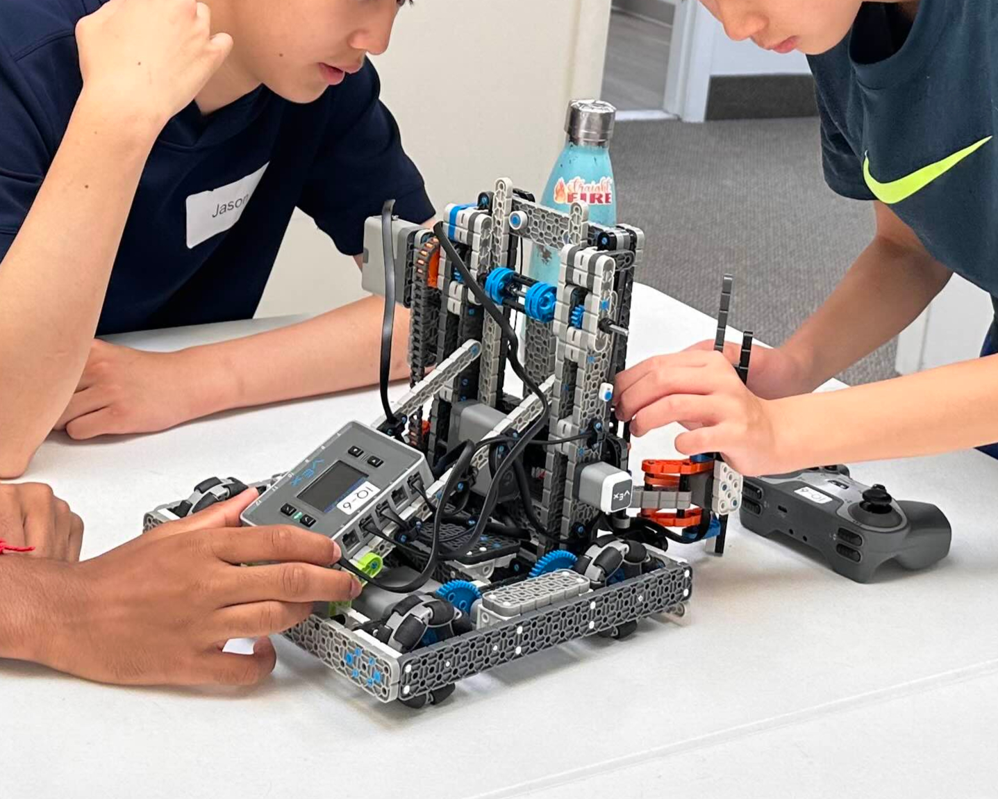 Campers building a claw robot in Massachusetts